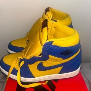 Women’s Jordan 1 Retro High Blue and Yellow Sneakers